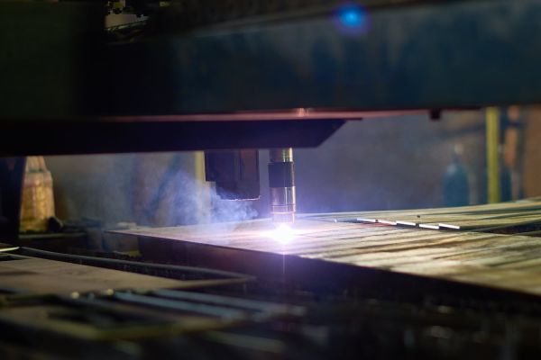 Laserschneiden von Blech und Metall